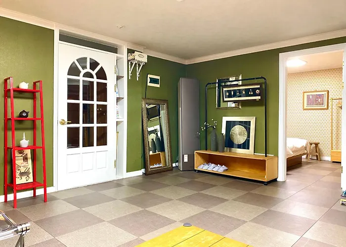 Kooljam House-center Of Seoul-itaewon-spacious-3min From The Subway Villa *