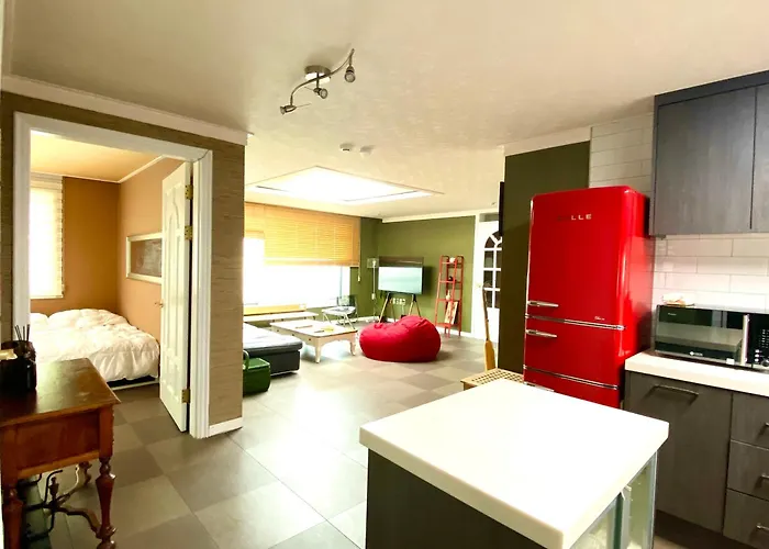 Kooljam House-center Of Seoul-itaewon-spacious-3min From The Subway Villa *